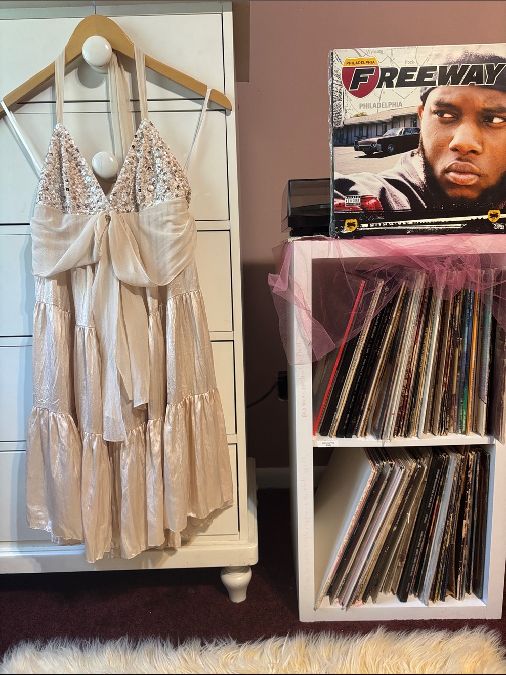 Vintage Silk Y2K BCBG Cream Halter Mini Babydoll Dress Bridal 4 Sexy Boho Costal
